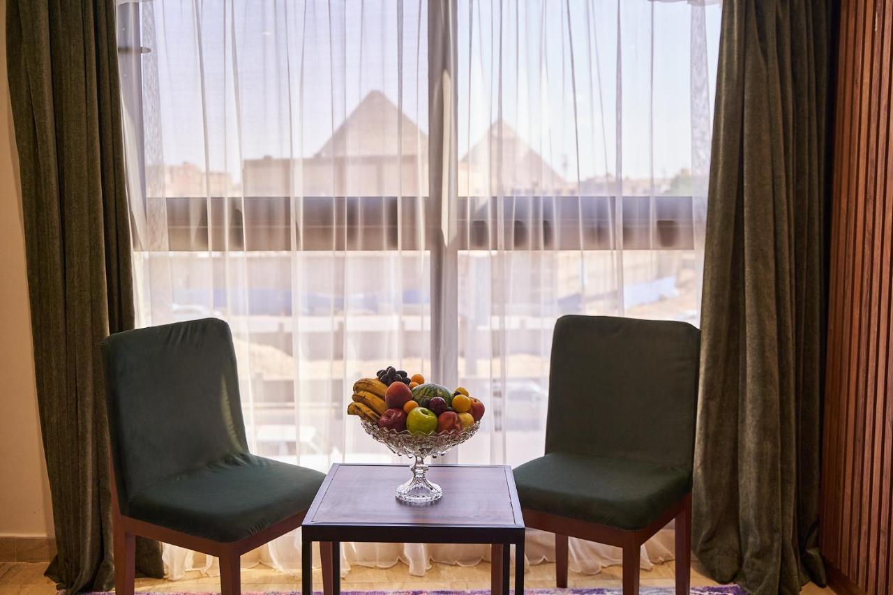 New Pyramid Front Hotel Al Kawm al Akhdar Bagian luar foto