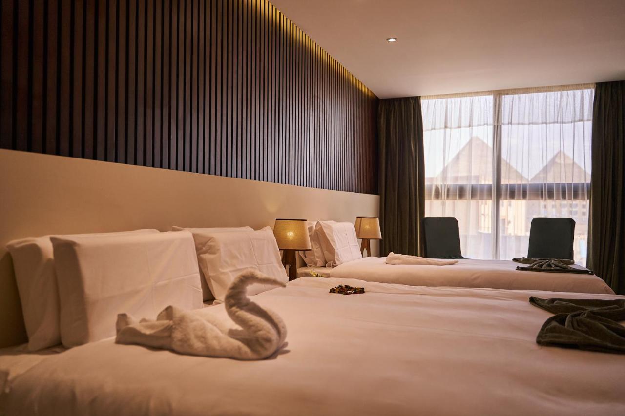 New Pyramid Front Hotel Al Kawm al Akhdar Bagian luar foto