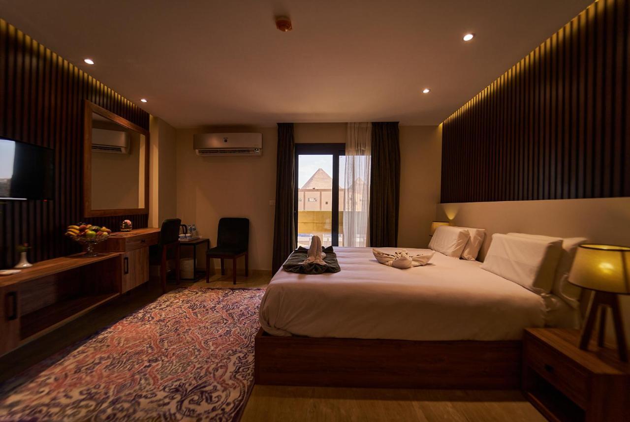 New Pyramid Front Hotel Al Kawm al Akhdar Bagian luar foto